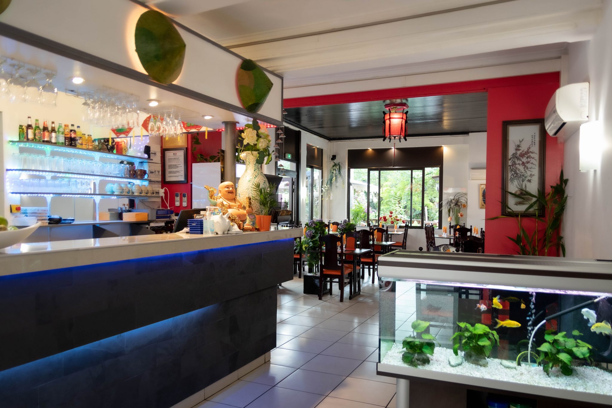 Restaurant Tan Lap intérieur et comptoir
