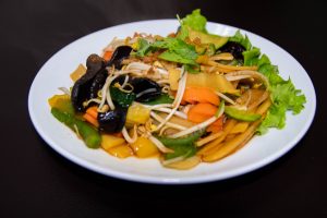 Légumes sautés natures au restaurant Tanlap